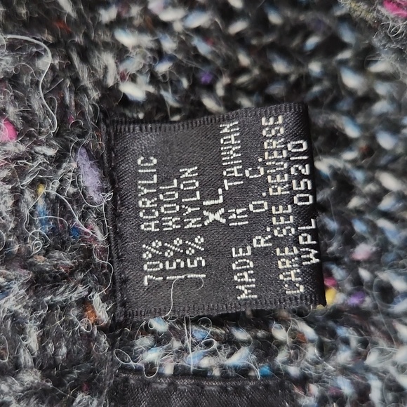 Plaid Crewneck Wool Blend Sweater Vintage - Picture 4 of 15